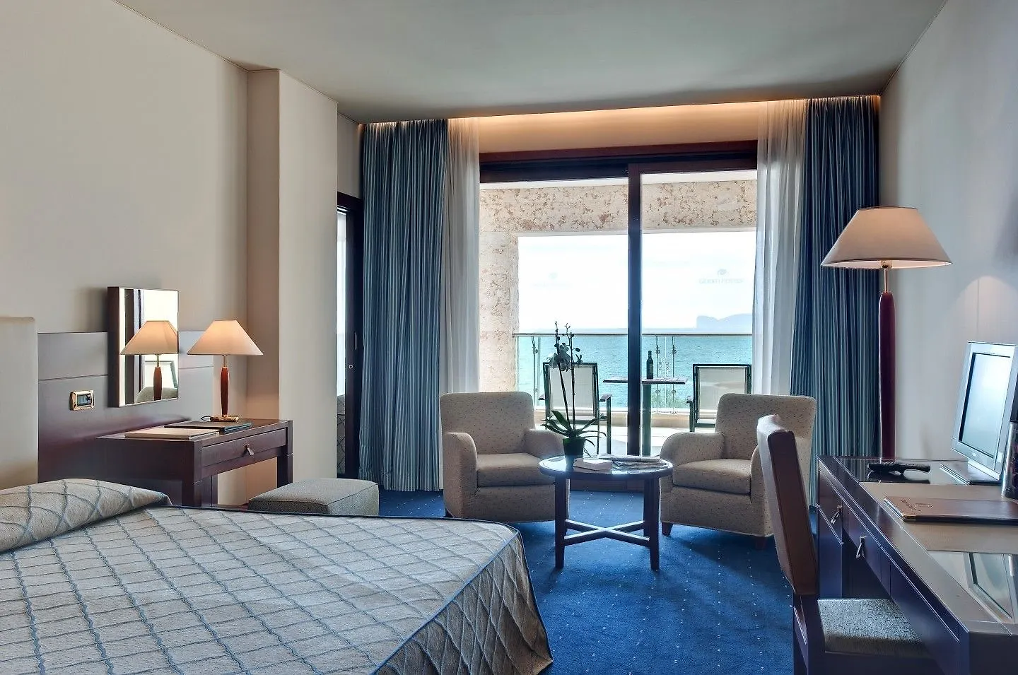 Smy Carlos V Wellness & Spa Alghero 5*,  Italia