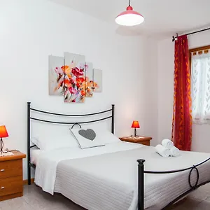https://degli-orti-apartment.in-sardinia.net
