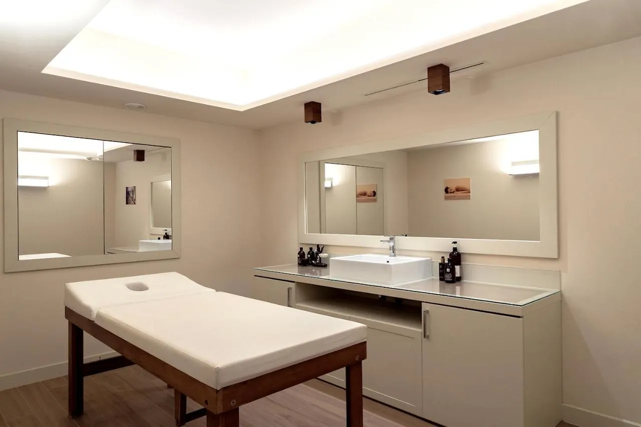 Smy Carlos V Wellness & Spa Alghero 5*,